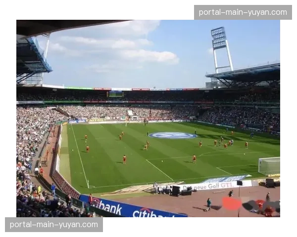 为应对极端天气,德甲要求各球场检查并升级排水系统与顶棚应急关闭机制 为应对极端天气,德甲要求各球场检查并升级排水系统与顶棚应急关闭机制