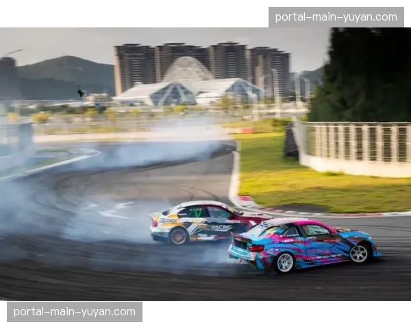 “双海赛个人计时赛：甘纳刷新赛道纪录，穿上领袖蓝衫”