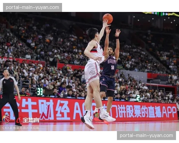 从常规赛到5月巅峰对决，广东华南虎战术体系演变中的控球后卫战术权重分析